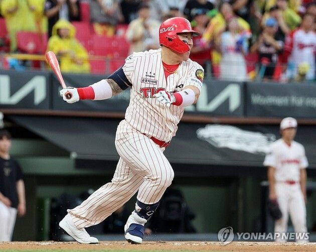 “최형우 최고령 20홈런”…이범호 감독, SSG전 연승 후 선발 제외 결정 / 연합뉴스
