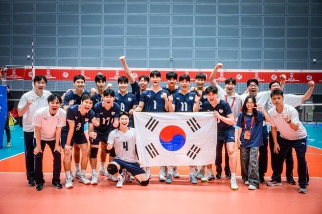 “윤경 26점 맹공”…U-21 남자배구, 이집트 풀세트 제압 9∼12위 진출 / 연합뉴스