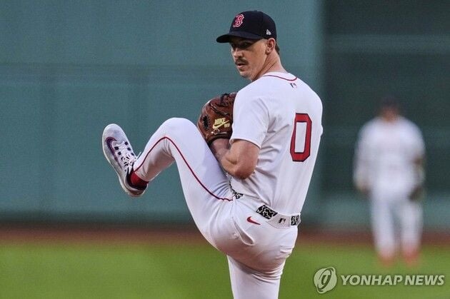 “WS 무실점 호투 주역 방출”…뷸러, 보스턴서 FA 신분 전환 / 연합뉴스