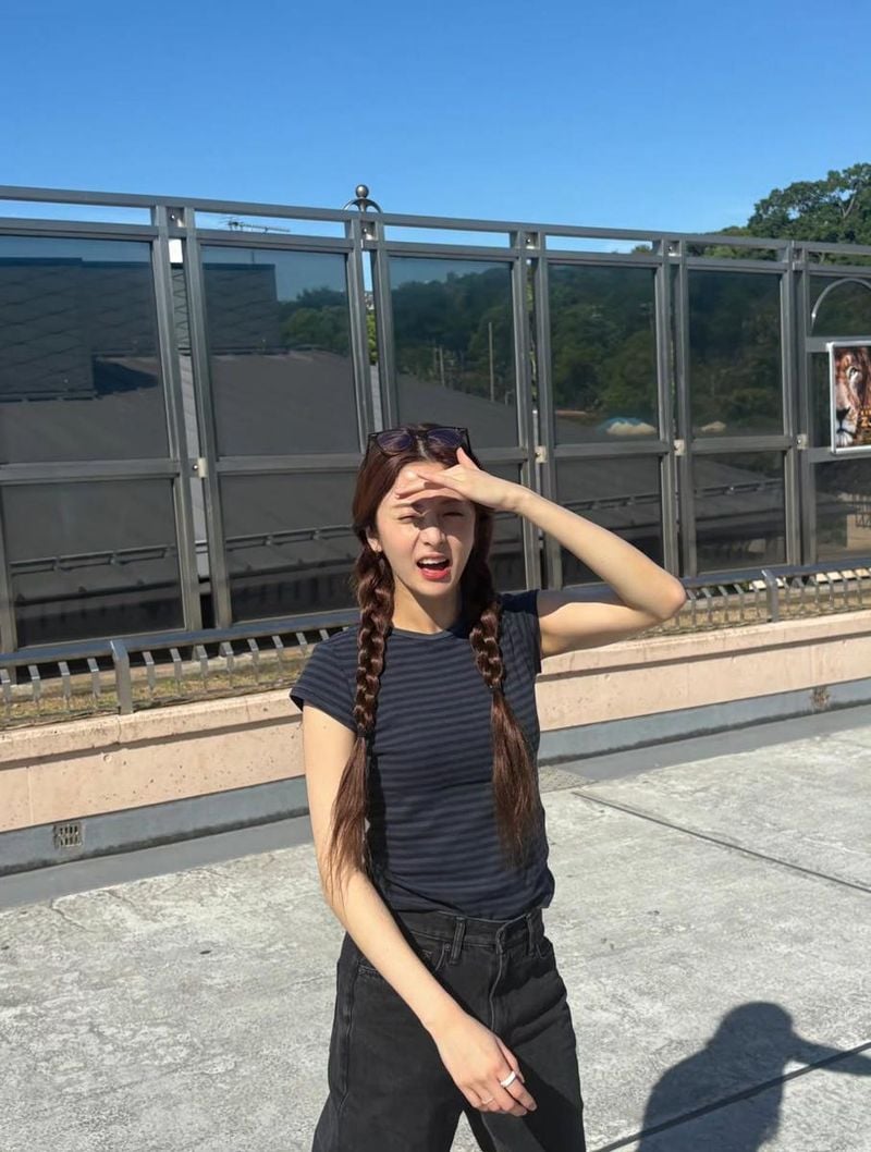걸그룹 르세라핌 허윤진 인스타그램