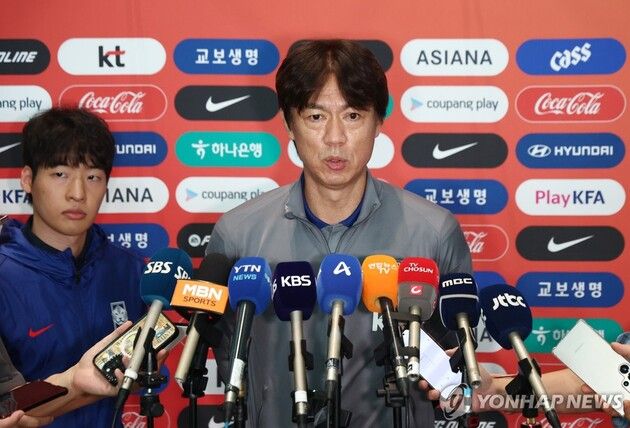 “대표팀 주장 변수 언급”…홍명보, 손흥민 주장 유지 논의 계속 / 연합뉴스