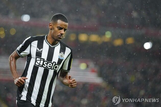 “EPL 최고 이적료 경신”…이사크, 리버풀 합류 6년 계약 / 연합뉴스