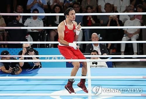 “유전자 검사 논란”…칼리프, 월드 복싱 출전 제한 CAS 제소 / 연합뉴스