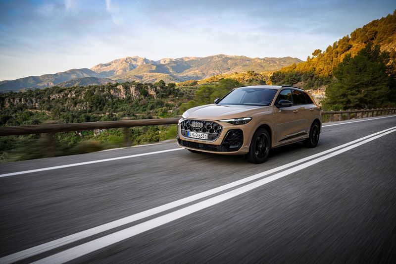 프리미엄 중형 SUV 신기준…아우디 Q5 TFSI 콰트로, 차세대 시장공략→기술력 집중
