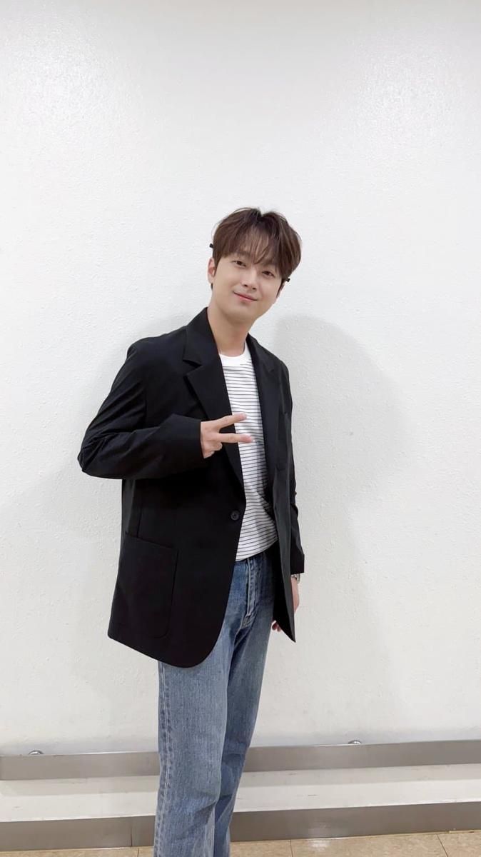 '빠져들 수밖에 없는 최강 스토리텔러' 이찬원, 다시 돌아온 '셀럽병사의 비밀' 본방사수 독려