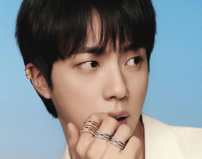 “43.83% 압도했다”…방탄소년단 진, ‘CF천재돌’ 정점→글로벌 브랜드도 움직였다