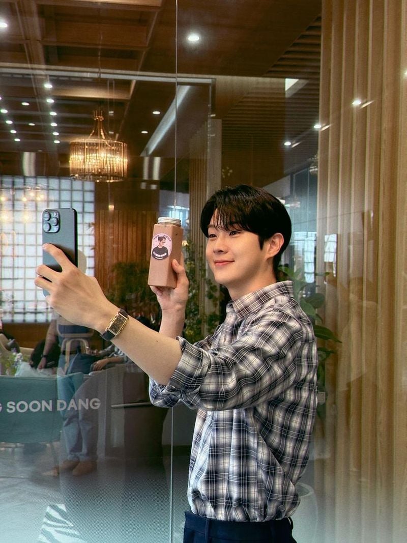 배우 최우식 인스타그램