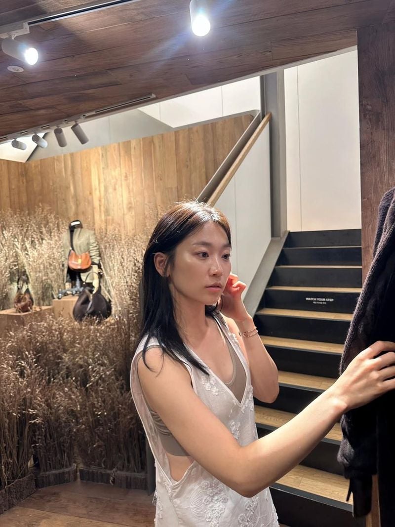 배우 김슬기 인스타그램