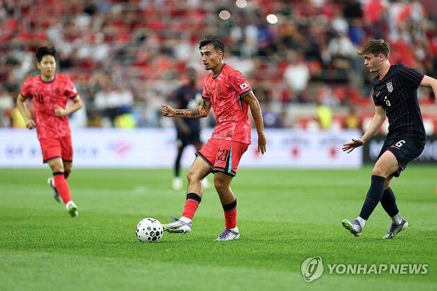 “26차례 터치 무난한 데뷔”…카스트로프, 미국전 첫 A매치 활약상 / 연합뉴스