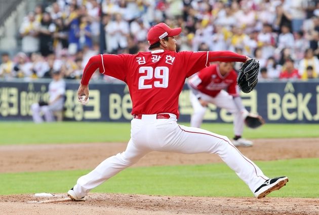 “2천 탈삼진 달성”…김광현, 최소 경기로 KBO 역대 3번째 기록 작성 / 연합뉴스