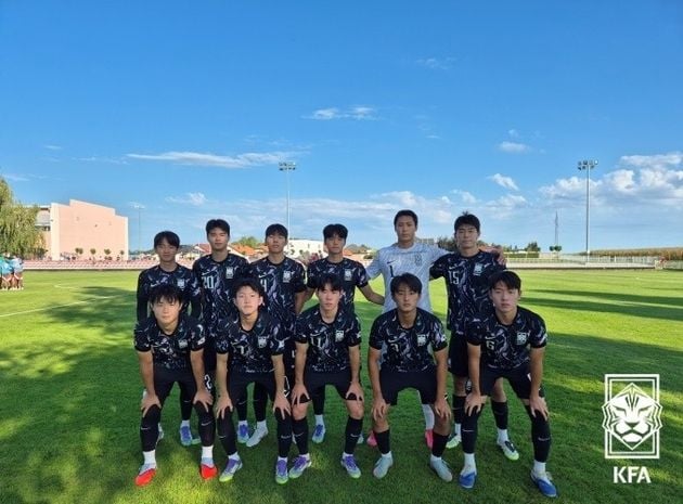 “김도민 멀티골 폭발”…U-17 대표팀, 벨기에에 3-2 역전승 / 연합뉴스