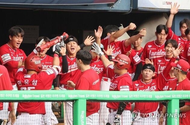 “350홈런 금자탑”…강민호, 한화전 투런포로 삼성 승리 견인 / 연합뉴스