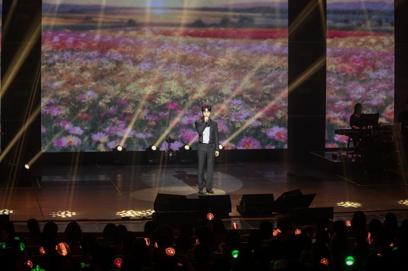 “155분 감동의 무대”…송민준, ‘프롤로그’ 콘서트서 추억과 소통→전국투어 예고
