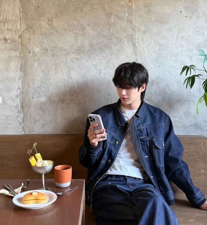 출처=변우석 SNS