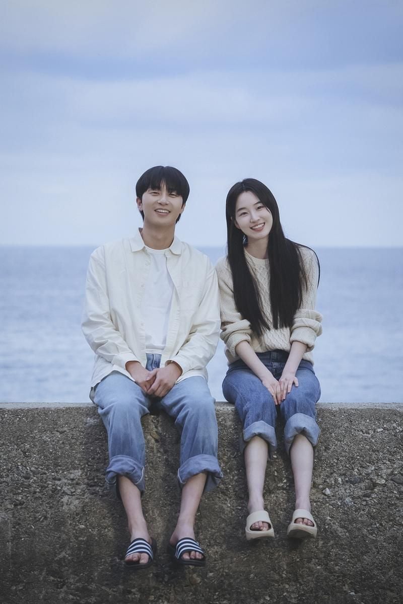 “첫사랑의 두근거림이 돌아온다”…박서준·원지안, ‘경도를 기다리며’ 청춘 로맨스→2025년 하반기 기대 집중 / SLL