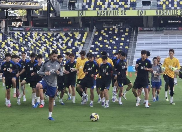 “원정 분위기 속 결전 임박”…홍명보호, 멕시코전 앞두고 지오디스파크 적응 완료 / 연합뉴스