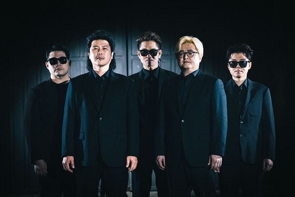 “육중완 밴드의 거친 응원”…신곡 ‘파이터’로 전 세대에 용기 전한다→야성미 보컬 주목 / 록스타뮤직앤라이브