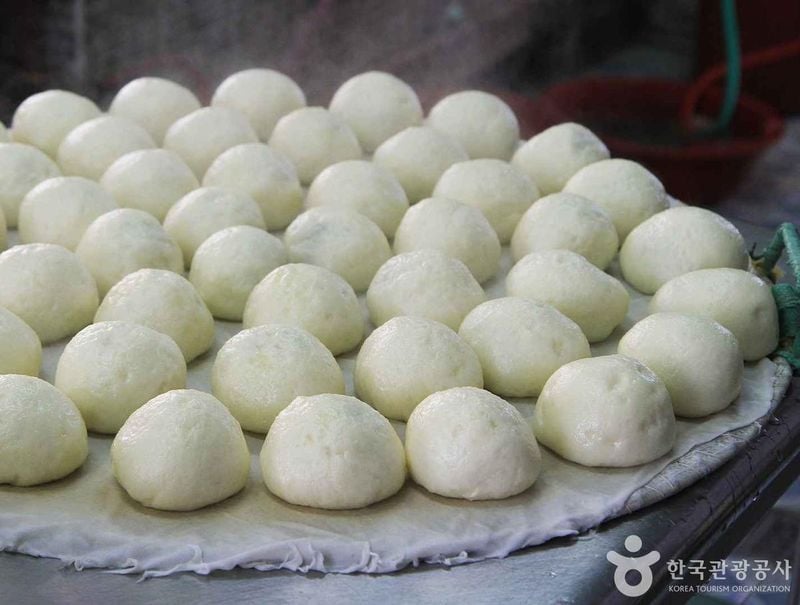 사진 = 포토코리아(한국관광공사) 안흥찐빵마을