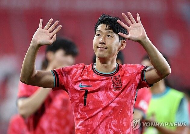 “136번째 A매치 출전”…손흥민, 역대 최다 출전 공동 1위 등극 / 연합뉴스