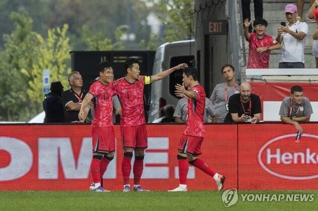 “A매치 136경기 53호골”…손흥민, 멕시코전 동점골로 한국 2-2 무승부 / 연합뉴스