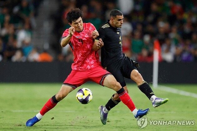 “후반 추가시간 실점”…김민재, 멕시코전 2-2 무승부에 아쉬움 표출 / 연합뉴스
