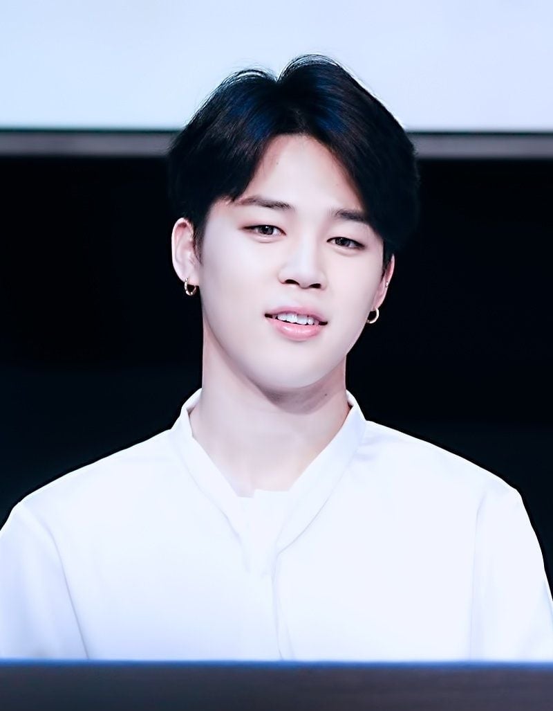 “스포티파이 美 차트 새 역사”…방탄소년단 지민, ‘Who’로 K팝 4억 스트리밍→최고 기록