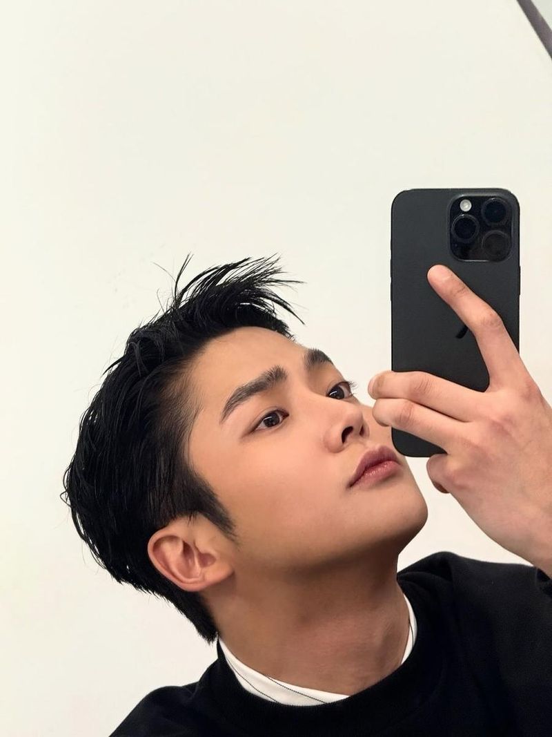 가수, 배우 로운 인스타그램