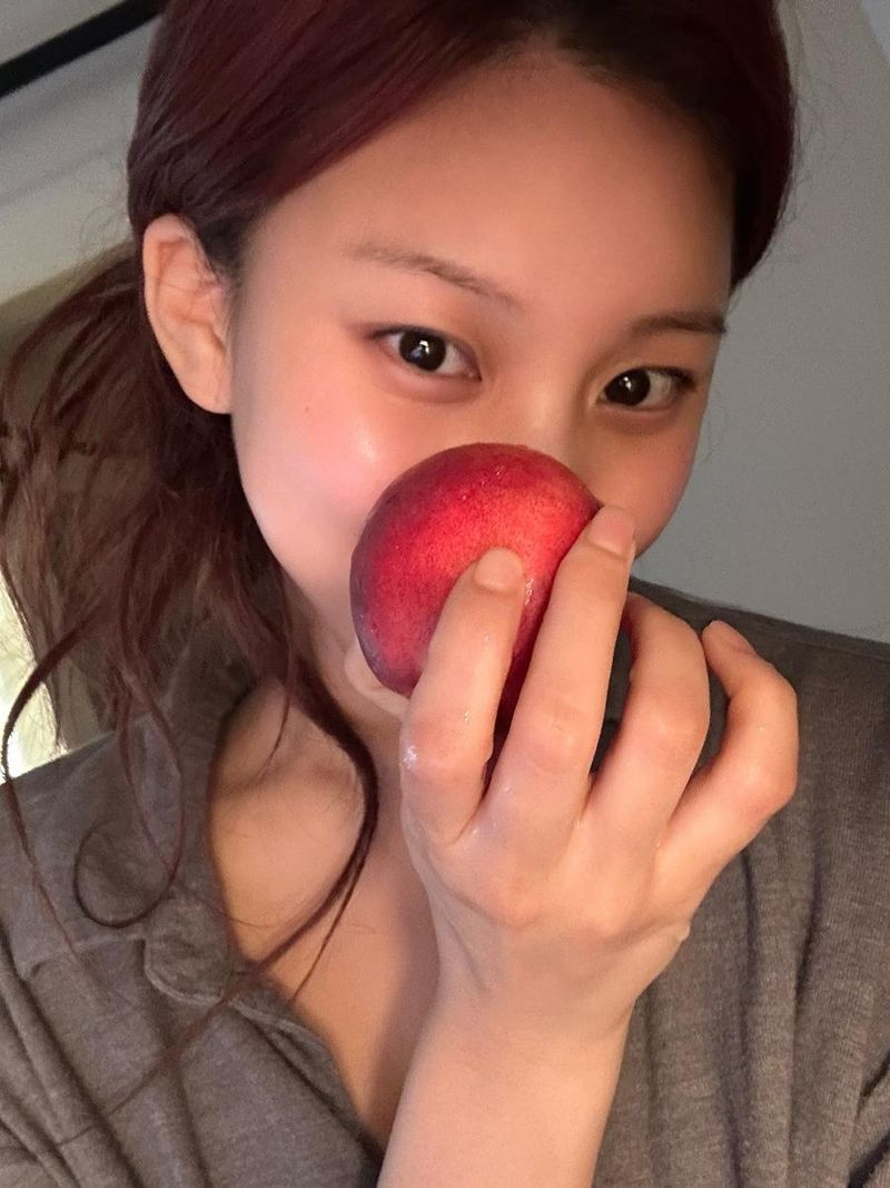 걸그룹 비비지 엄지 인스타그램
