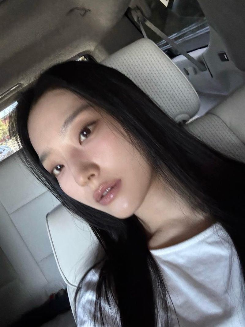 걸그룹 프로미스나인 이새롬 인스타그램