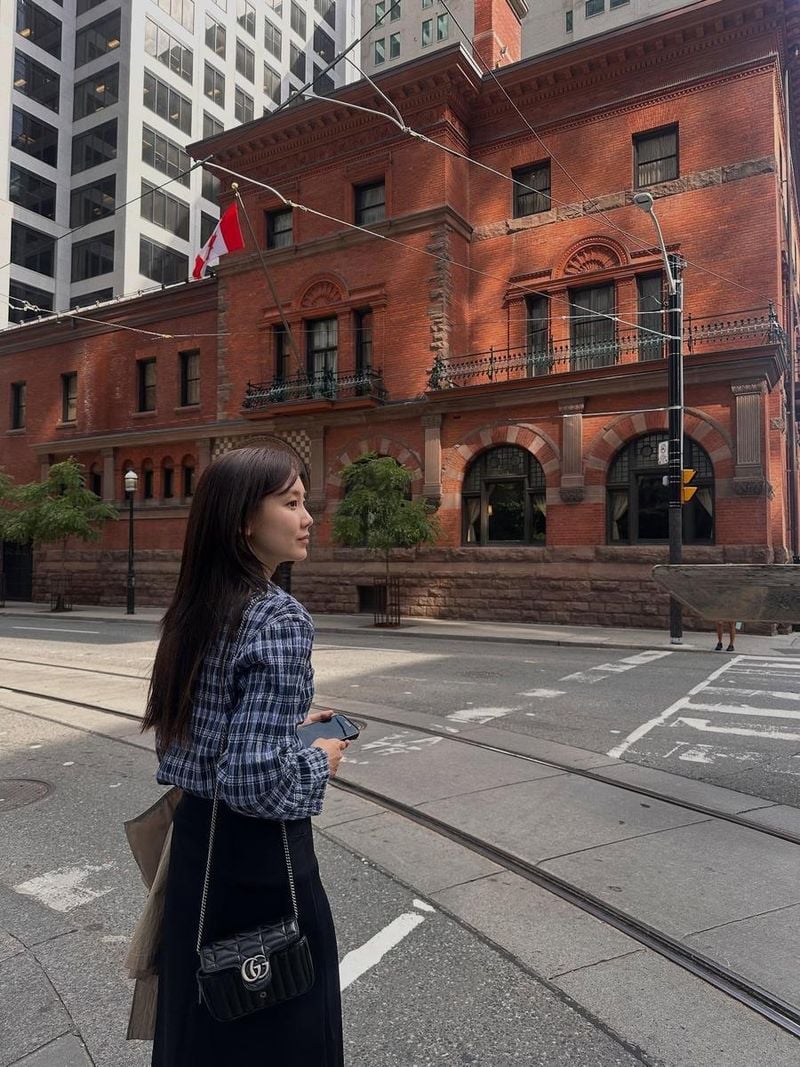 배우 신현빈 인스타그램