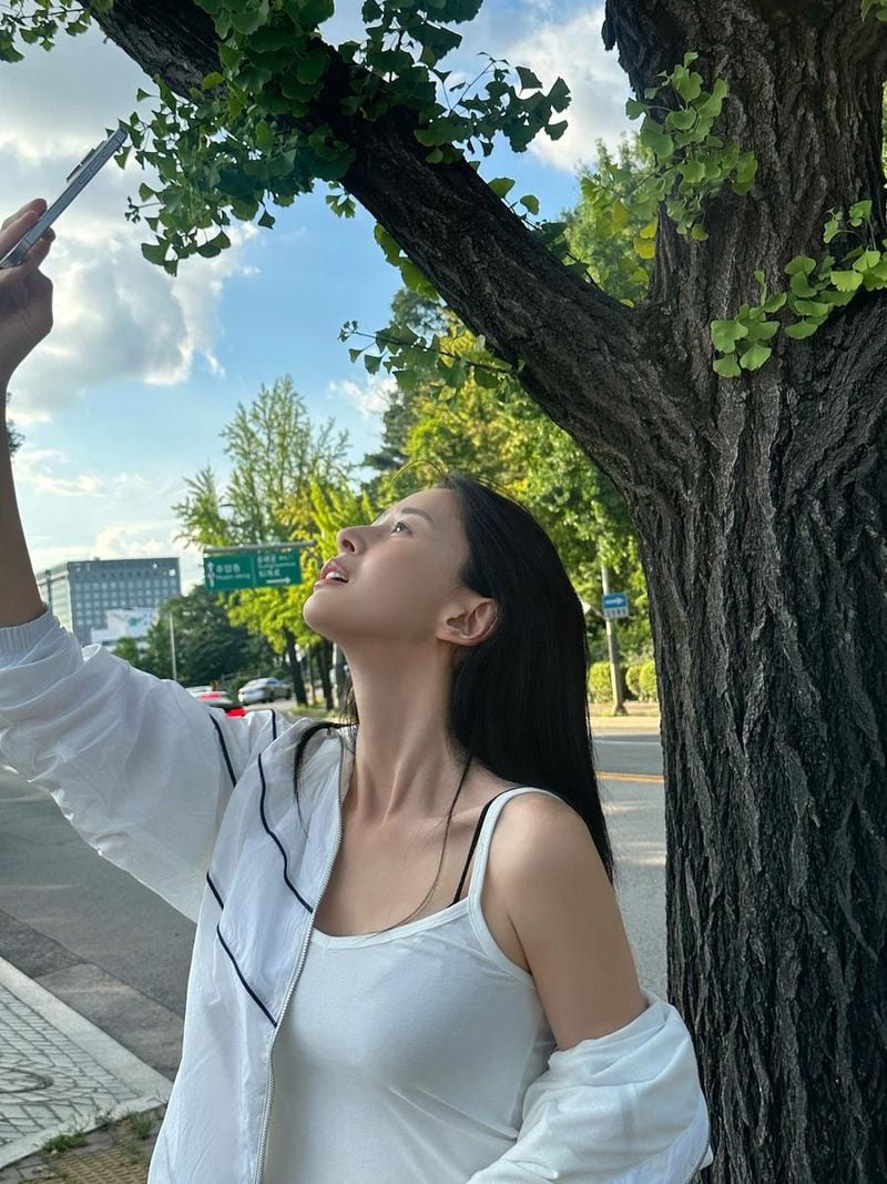 배우 권나라 인스타그램