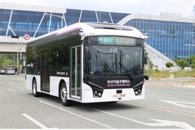 부산 오시리아 자율주행 전기버스 시범운행 본격화, 도심 대중교통 혁신