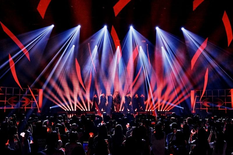 “내 원동력은 팬들”…비투비 이민혁, ‘훅-후:킹’ 서울 단콘 성료→도쿄 열기 확산 / 비투비컴퍼니