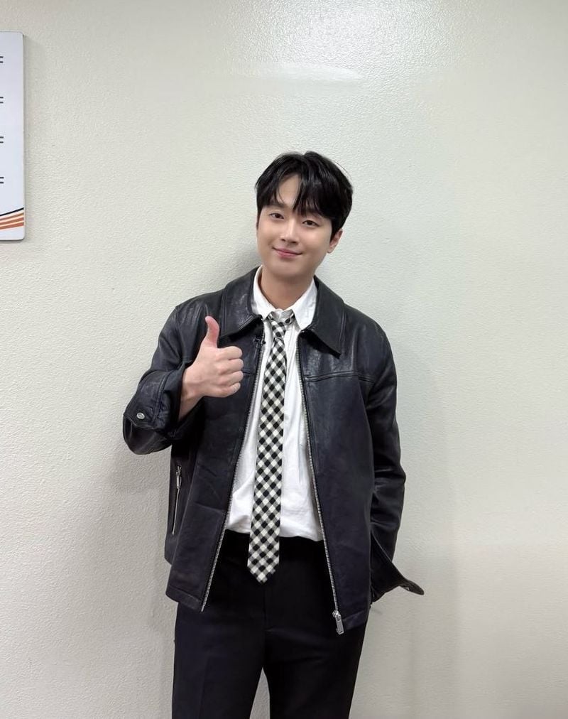 이찬원/오피셜