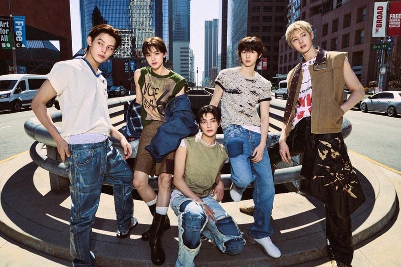 “신인 돌풍의 시작”…코르티스, ‘COLOR OUTSIDE THE LINES’ 초동 43만장→역대급 데뷔