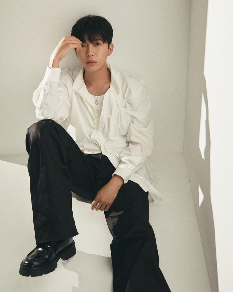 “임영웅, 음악방송 무대서 진심 전한다”…‘엠카운트다운’·‘뮤직뱅크’→새 앨범 열기 이어간다 / 물고기뮤직