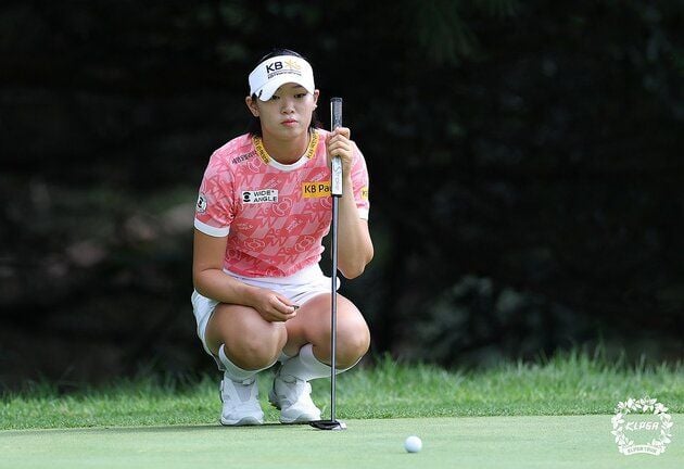 “KLPGA 3승 질주”…방신실, 세계 랭킹 49위로 상승 / 연합뉴스