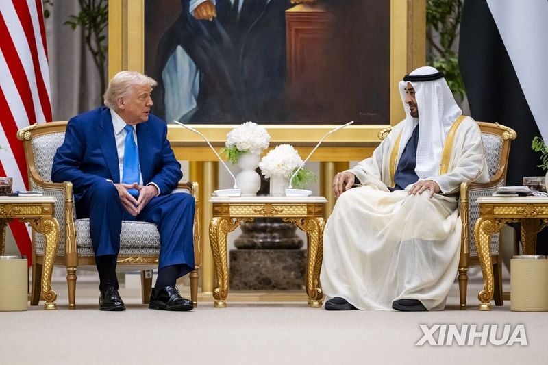 ‘AI 칩’ 거래 후 UAE서 2조8천억 투자…트럼프 일가·UAE 밀착 의혹