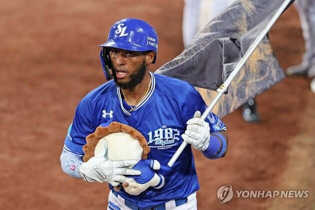 “6회 쐐기 3점 홈런”…디아즈, 밀어치기로 시즌 47호·139타점 선두 / 연합뉴스