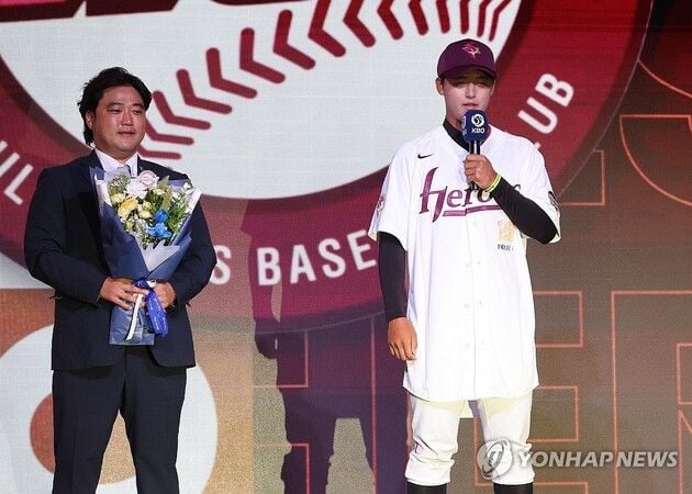 “두산 라이온즈 폭소”…김주오, 1라운드 지명 소감 실수로 화제 / 연합뉴스