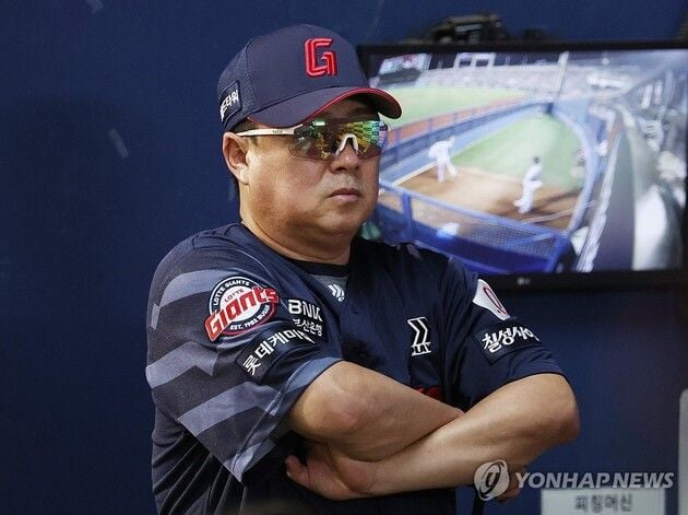 “신동건 1라운드 지명”…롯데 김태형, 가을야구·선수단 변화에 고심 / 연합뉴스