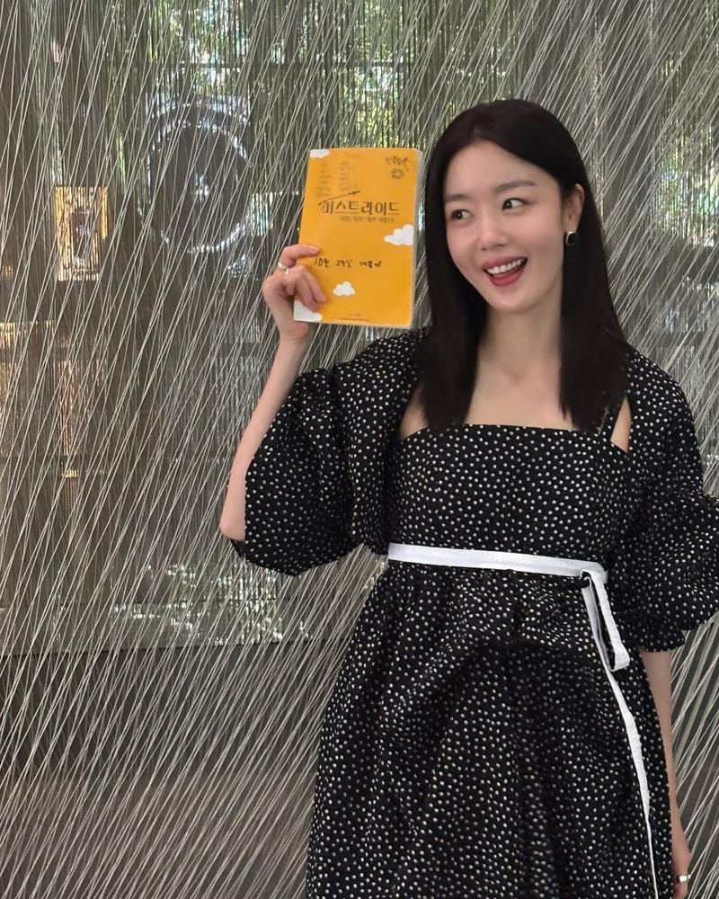 배우 한선화 인스타그램