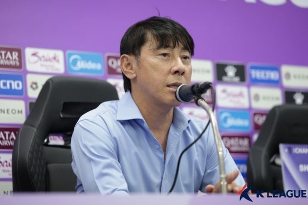 “후반 연속골 역전승”…울산 HD, 청두 꺾고 ACLE 첫 경기 승점 3 / 연합뉴스