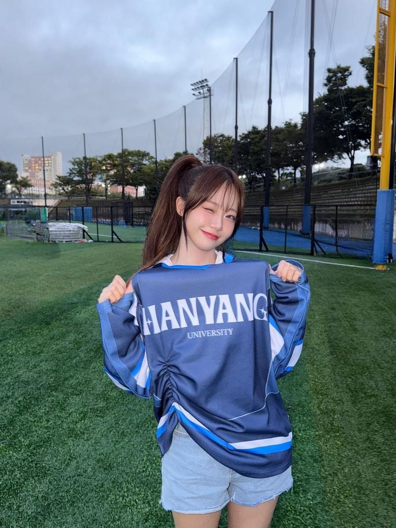걸그룹 시그니처 김지원 인스타그램