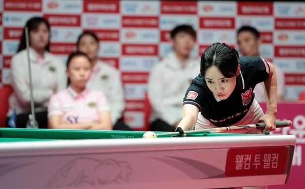 “극적인 뒤집기”…NH농협카드, 풀세트 접전 끝 3승 1패 합류 / 연합뉴스