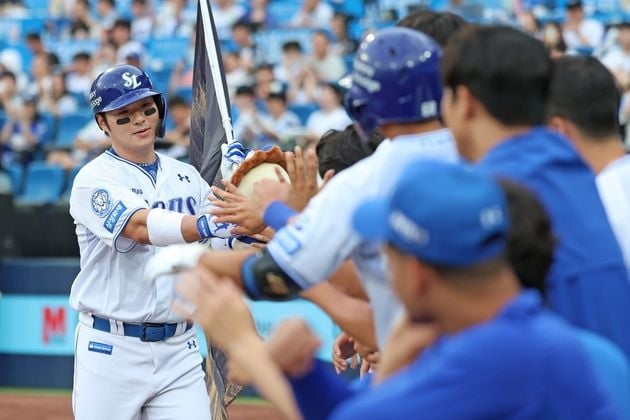 “복귀 후 존재감”…박병호·전준우, 5위 경쟁팀 베테랑 저력 입증 / 연합뉴스