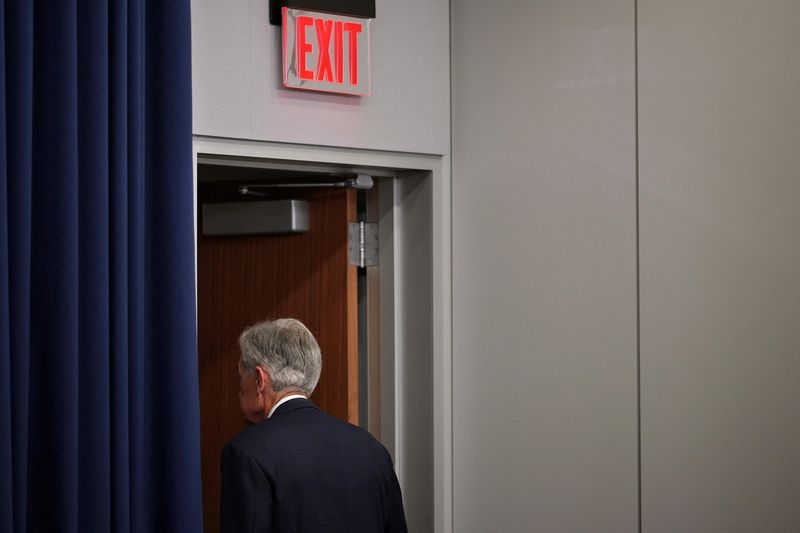 FOMC, 기준금리 0.25%p 인하…내년 전망치 2.5~4.0% ‘스펙트럼’ 확대