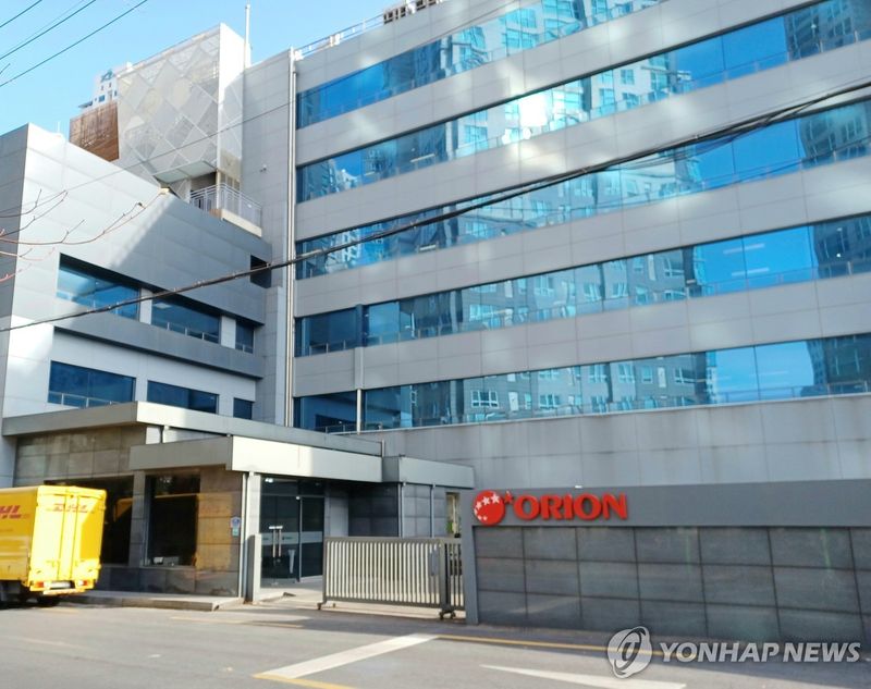 ‘오리온’ 오리온수협 주식 300억 원 취득…지분율 50% 확보