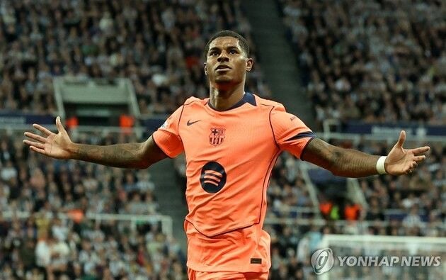 “멀티골 폭발”…마커스 래시퍼드, 바르셀로나 UCL 1차전 2-1 승리 견인 / 연합뉴스