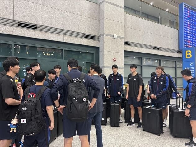 “3전 전패 조별리그 탈락”…한국 남자배구 대표팀, 세계선수권 마치고 귀국 / 연합뉴스